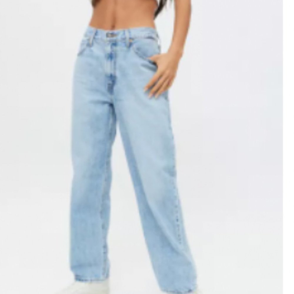 Levi’s Dad Jean – Charlie Boy